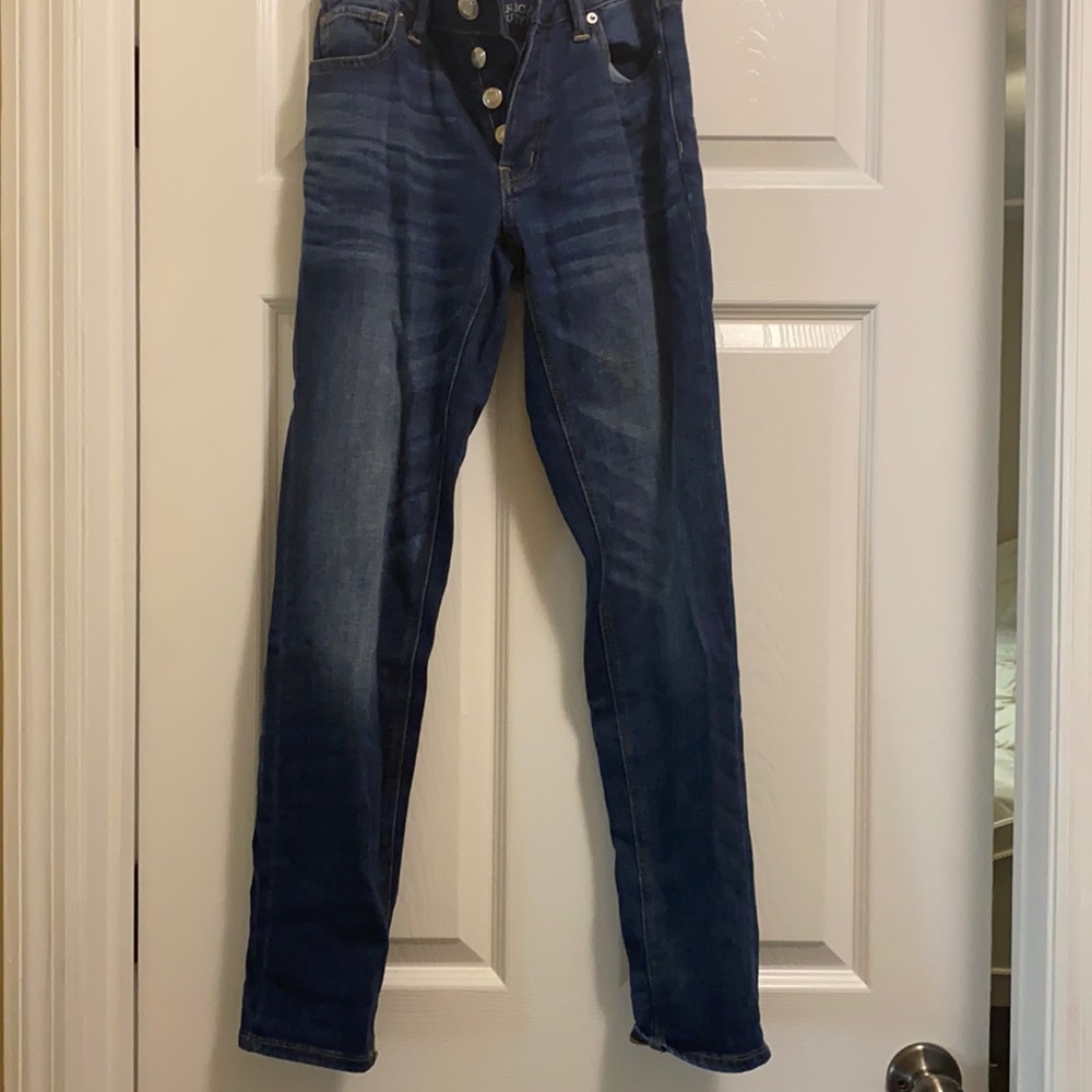 American Eagle Tom girl style jeans